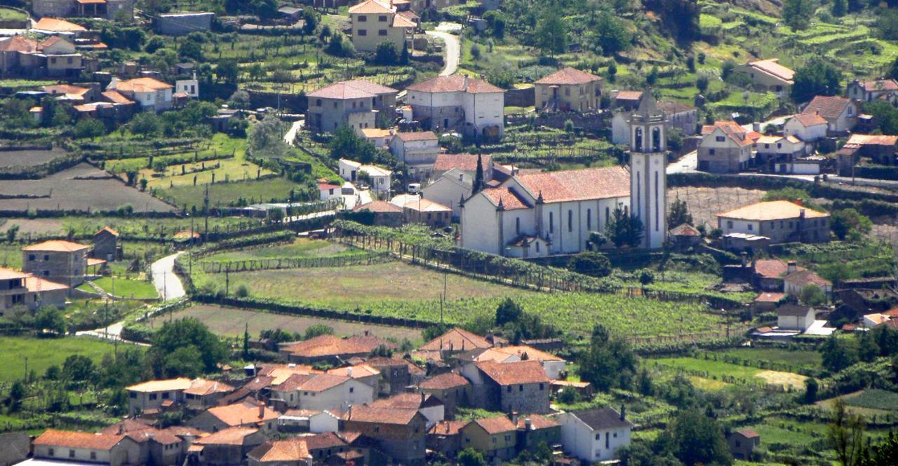 Desassossego Suites Monção Exteriör bild